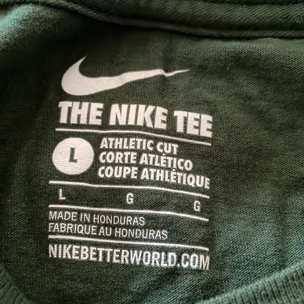 Nike Michigan State University Spartan shirt - Picture 3 of 3